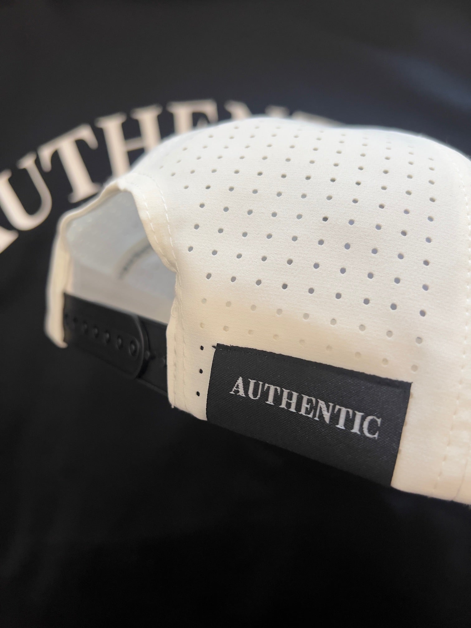 Performance Rope Snapback- Off White image 1
