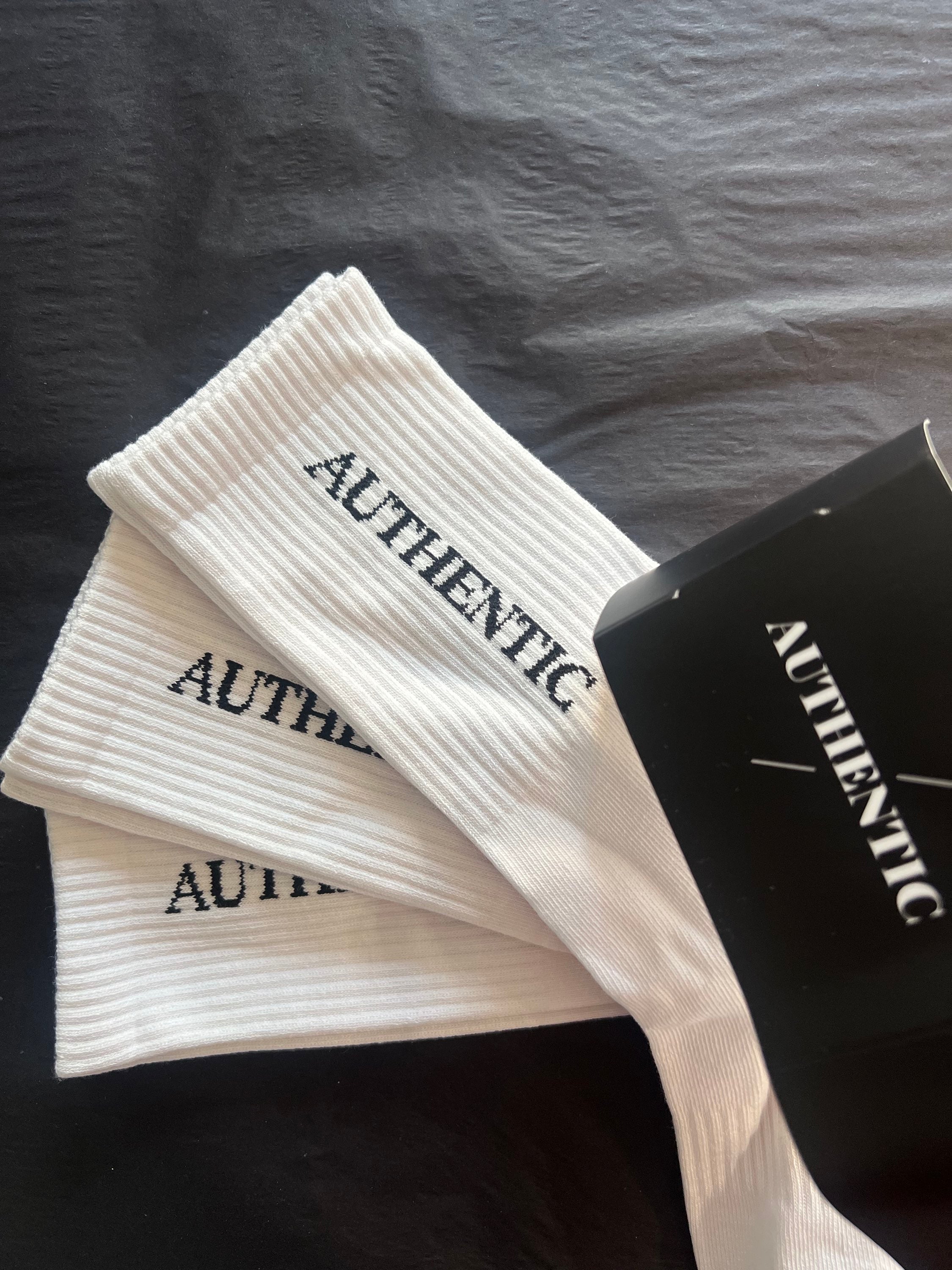 Authentic Crew Socks 3PK image 0